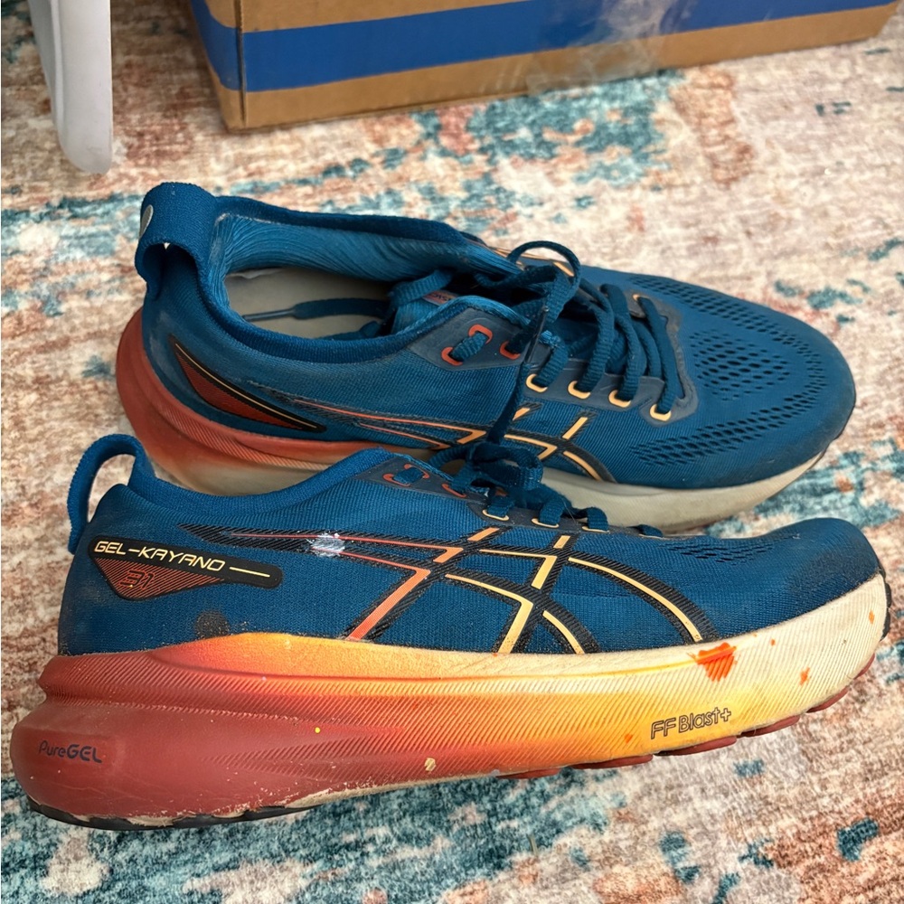 Asics Men's Gel-Kayano Athletic Running Shoes in Blue with Orange Gradient - Picture 9 of 11